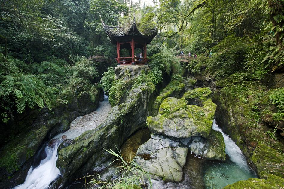 峨眉山清音阁